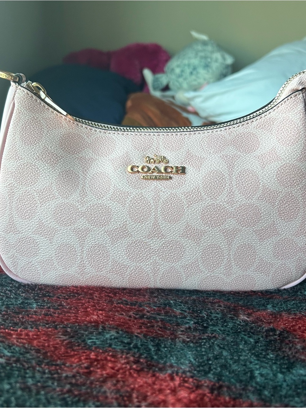 COACH Pink Signature Shoulder Bag with Gold Hardware - Picture 5 of 8